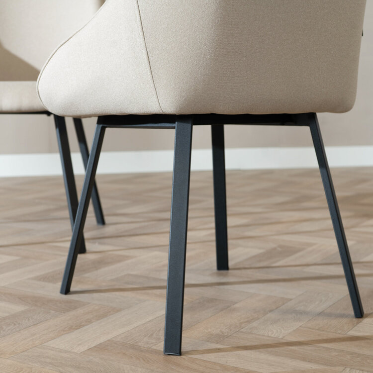 Scandinavische eetkamerstoel Lova gerecyclede stof taupe