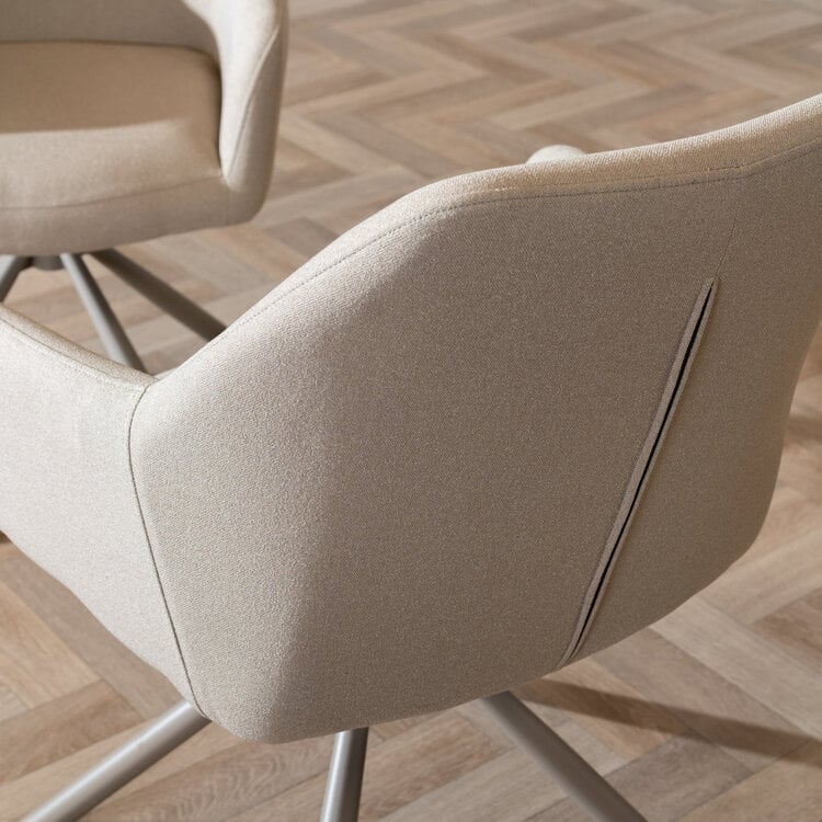 Scandinavische eetkamerstoel Ida draaibaar gerecyclede stof taupe