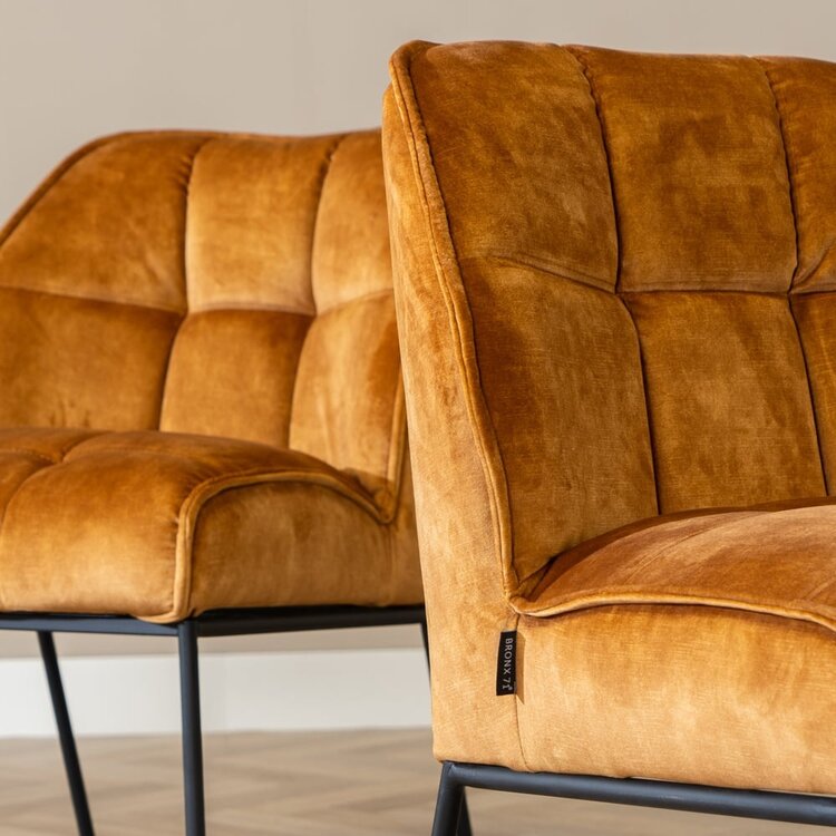 Velvet eetkamerstoel Janna okergeel/cognac