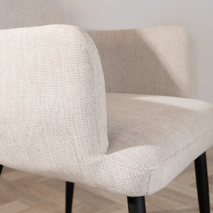 Scandinavische eetkamerstoel Lars beige gerecyclede stof