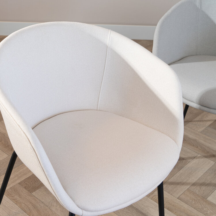 Scandinavische eetkamerstoel Ole off white gerecyclede stof