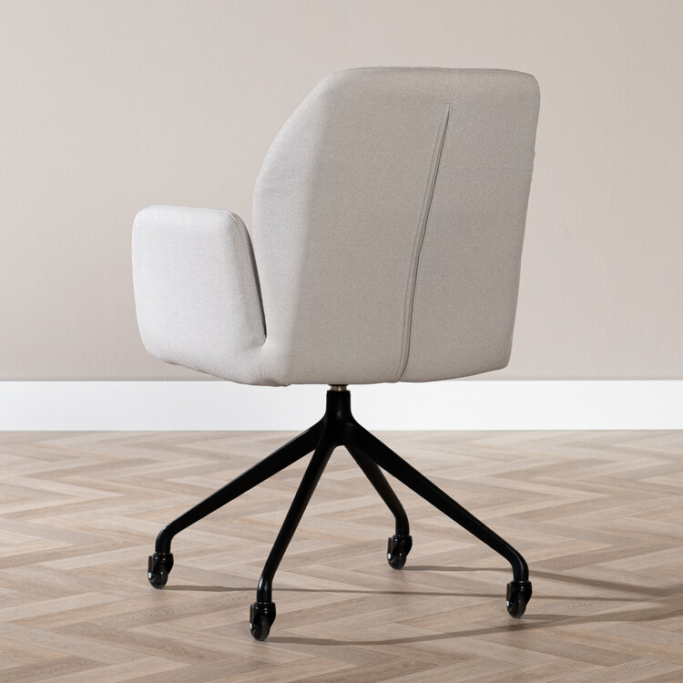 Scandinavische eetkamerstoel op wieltjes Runa gerecyclede stof grijs