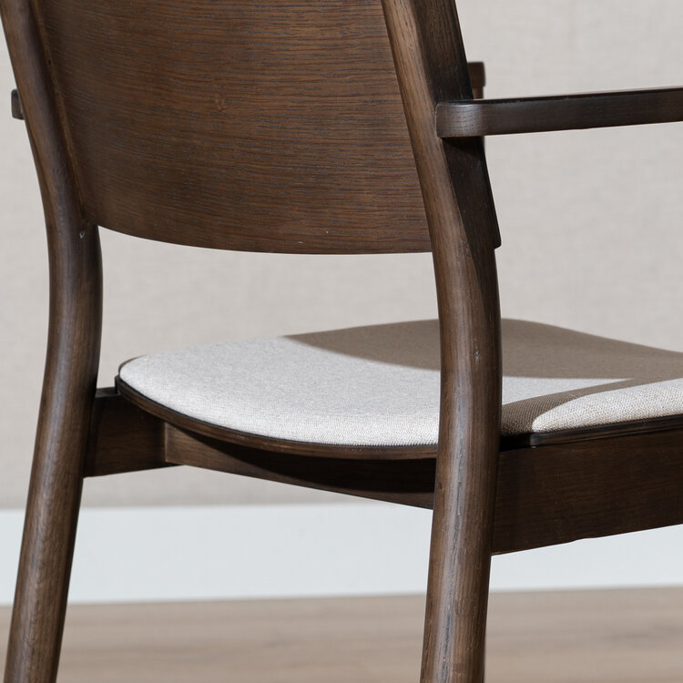 Scandinavische eetkamerstoel Juan walnoot/off white