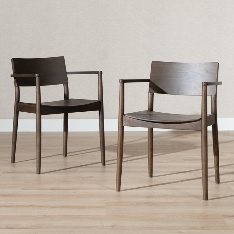 Scandinavische eetkamerstoel Iza walnoot