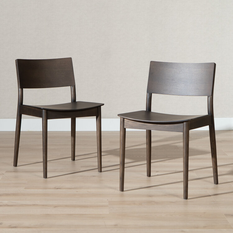 Scandinavische eetkamerstoel Juno walnoot