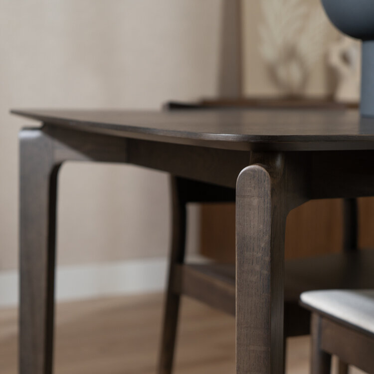 Scandinavische eettafel Cala walnoot 160 x 90 cm