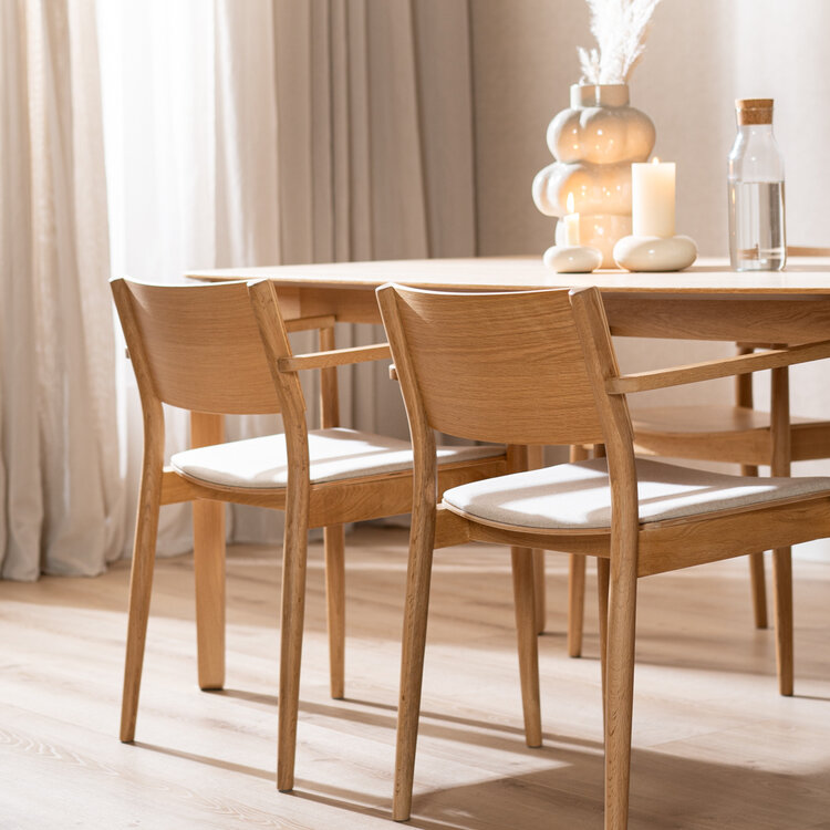 Scandinavische eetkamerstoel Juan naturel eiken/off white