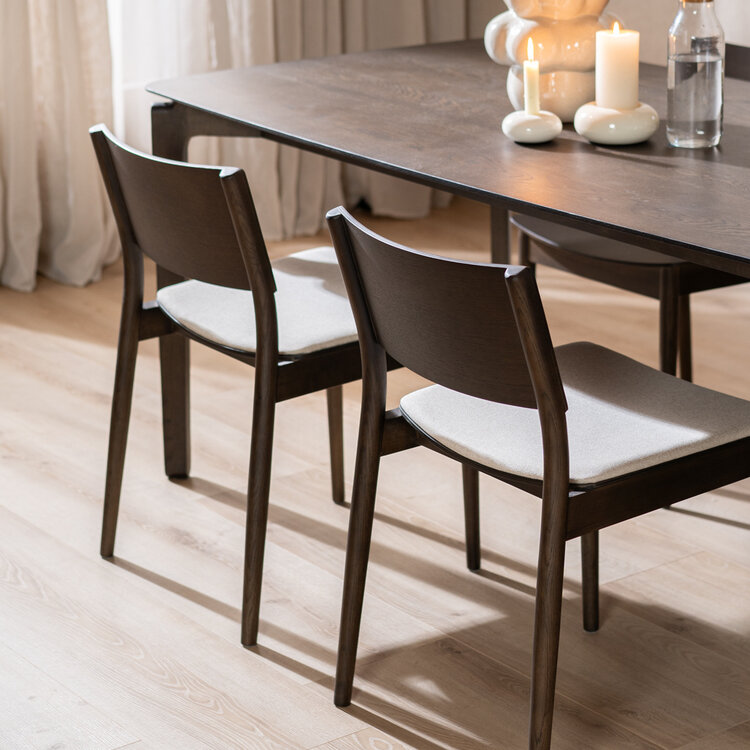 Scandinavische eetkamerstoel Elio walnoot/off white