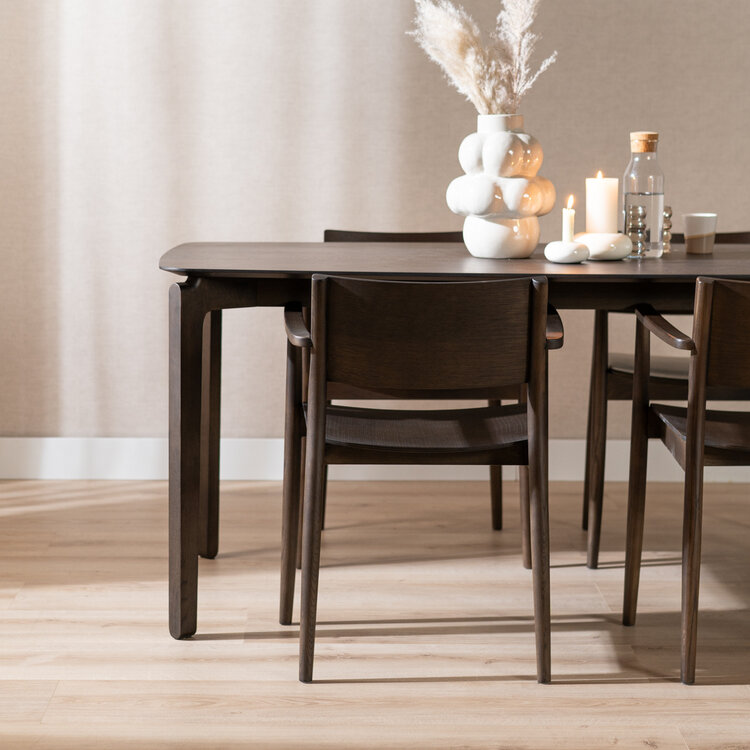 Scandinavische eetkamerstoel Iza walnoot