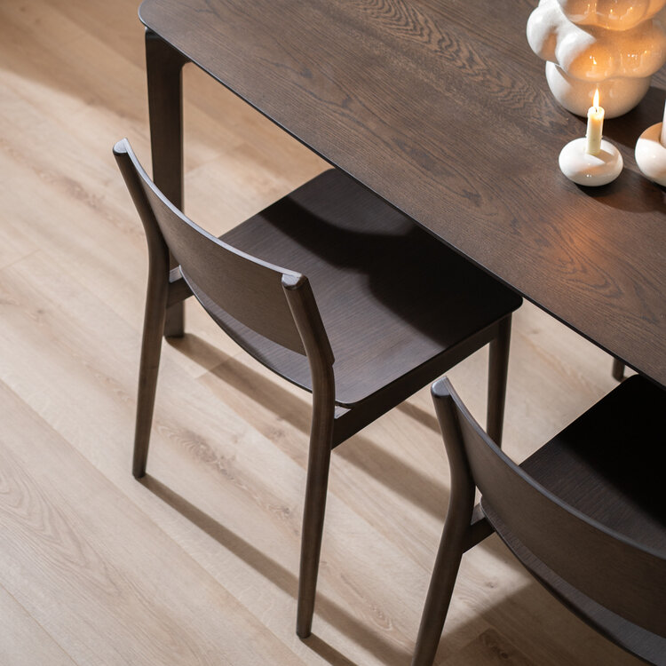 Scandinavische eetkamerstoel Juno walnoot