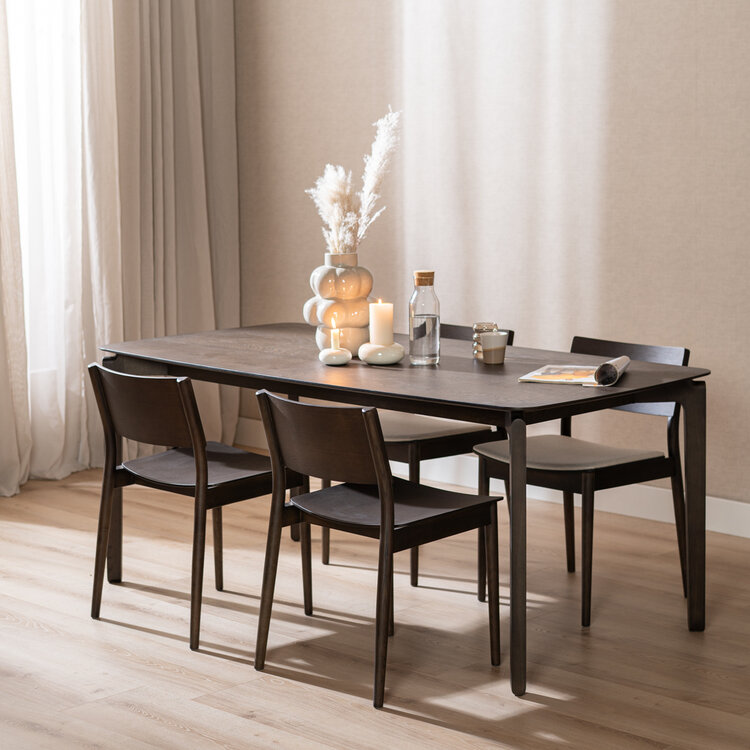 Scandinavische eetkamerstoel Juno walnoot