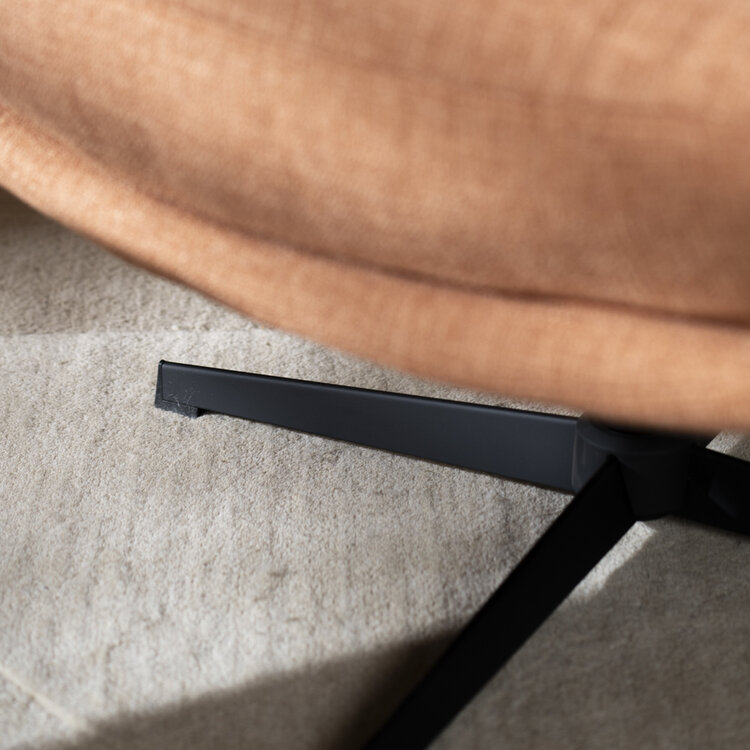 Draaifauteuil met hocker Cristo linnen koper