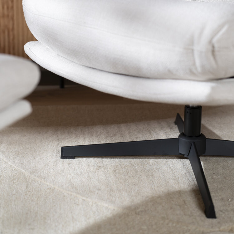 Draaifauteuil met hocker Cristo linnen off white