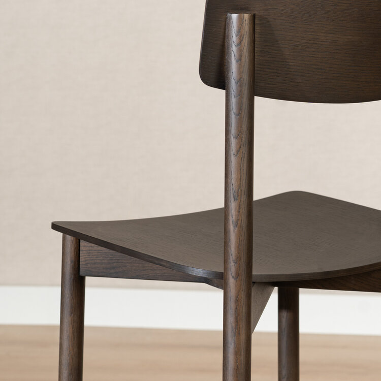 Scandinavische barkruk Reza walnoot 68,5 cm