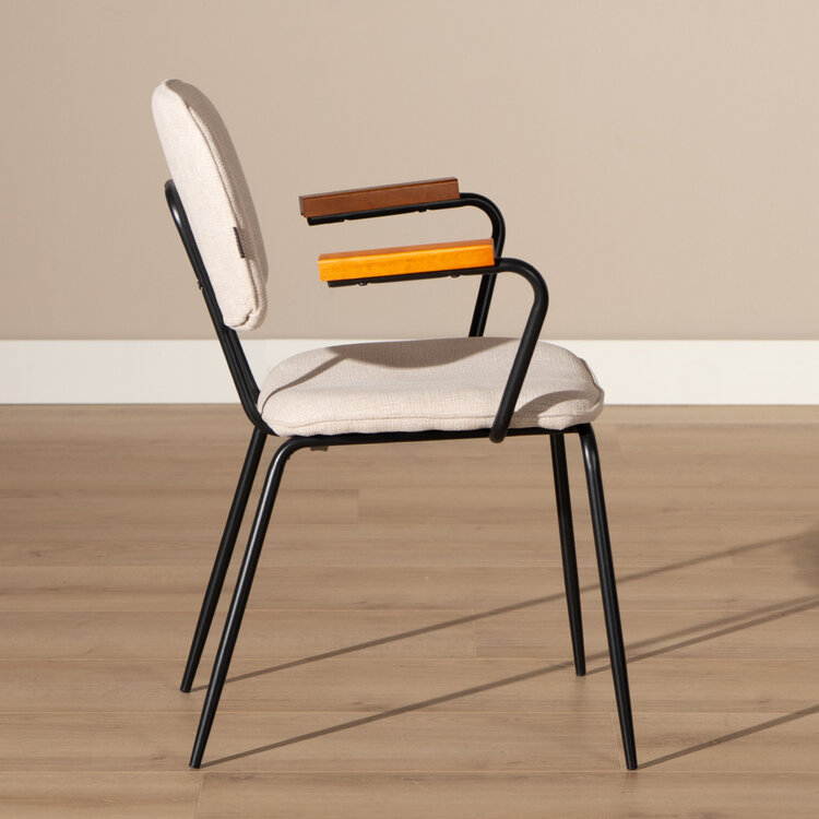 Scandinavische eetkamerstoel Oskar beige gerecyclede stof