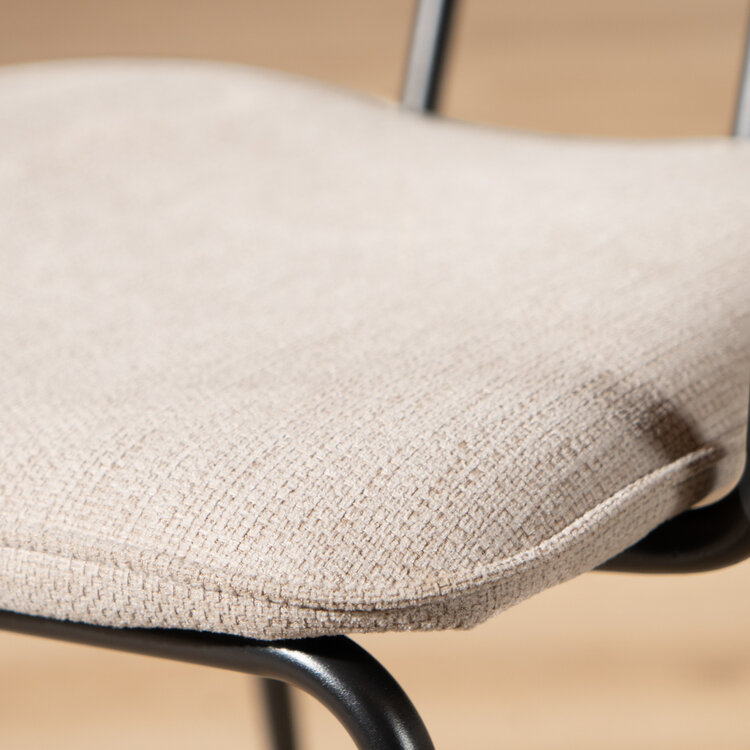 Scandinavische eetkamerstoel Oskar beige gerecyclede stof