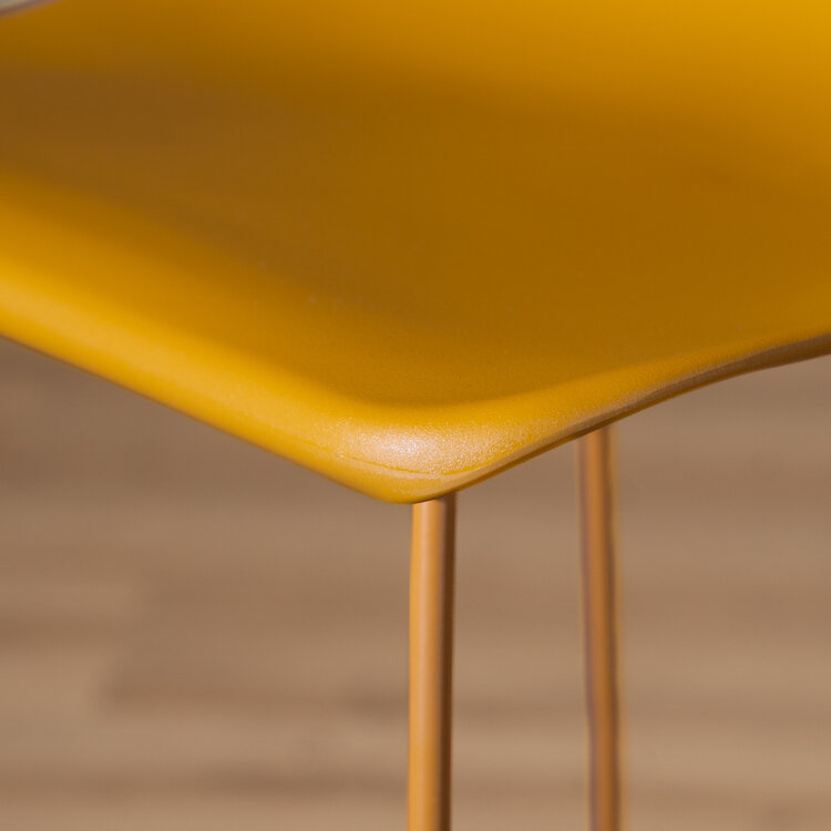 Scandinavische Barkruk Ellen geel 66cm