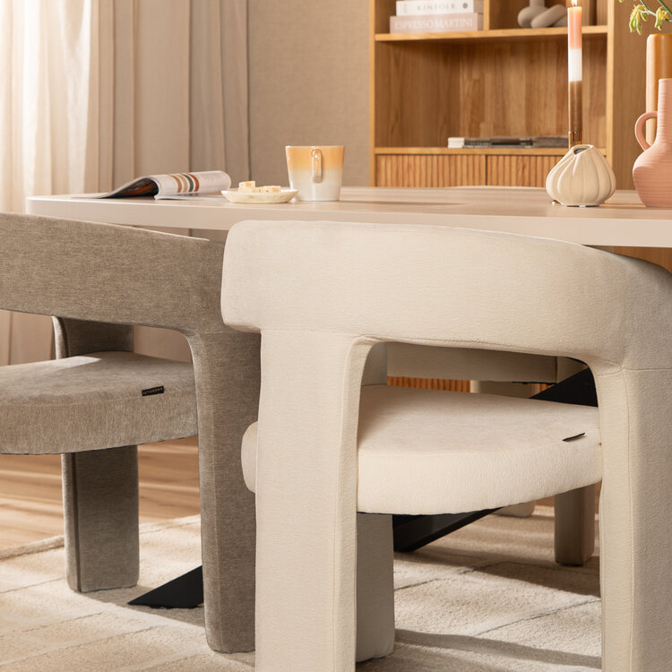 Scandinavische eetkamerstoel Bibi chenille off white