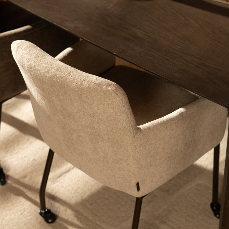Eetkamerstoel met wieltjes Finn chenille beige