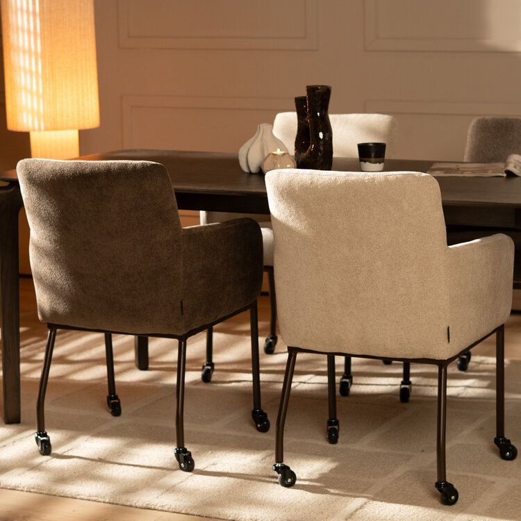 Eetkamerstoel met wieltjes Finn chenille beige
