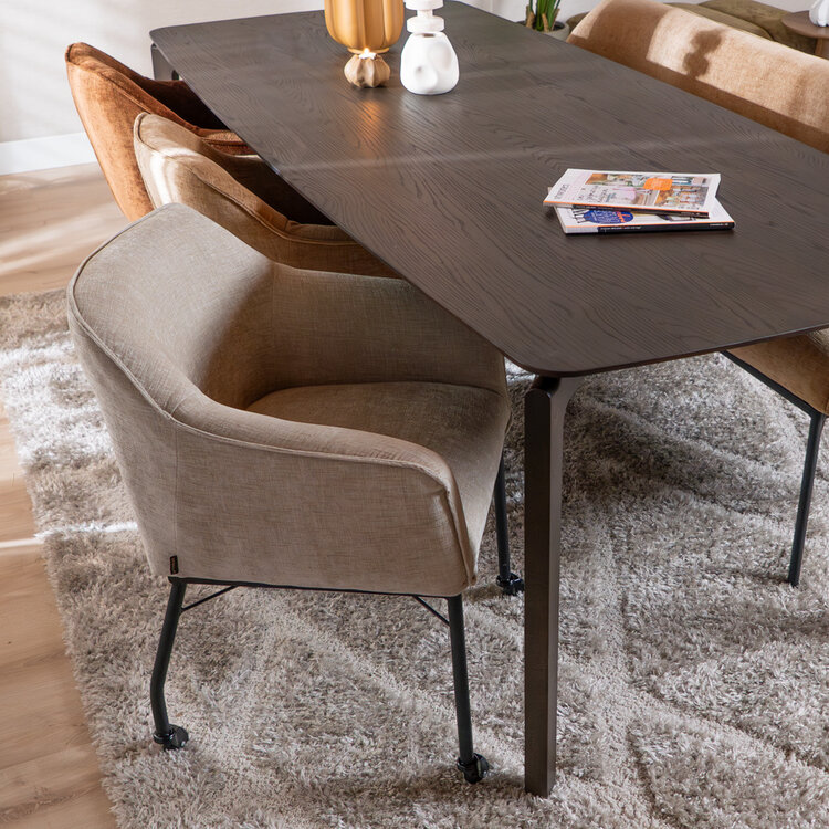 Eetkamerstoel met wieltjes Enzo chenille sand