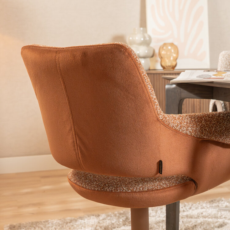 Eetkamerstoel Jules draaibaar bouclé terracotta