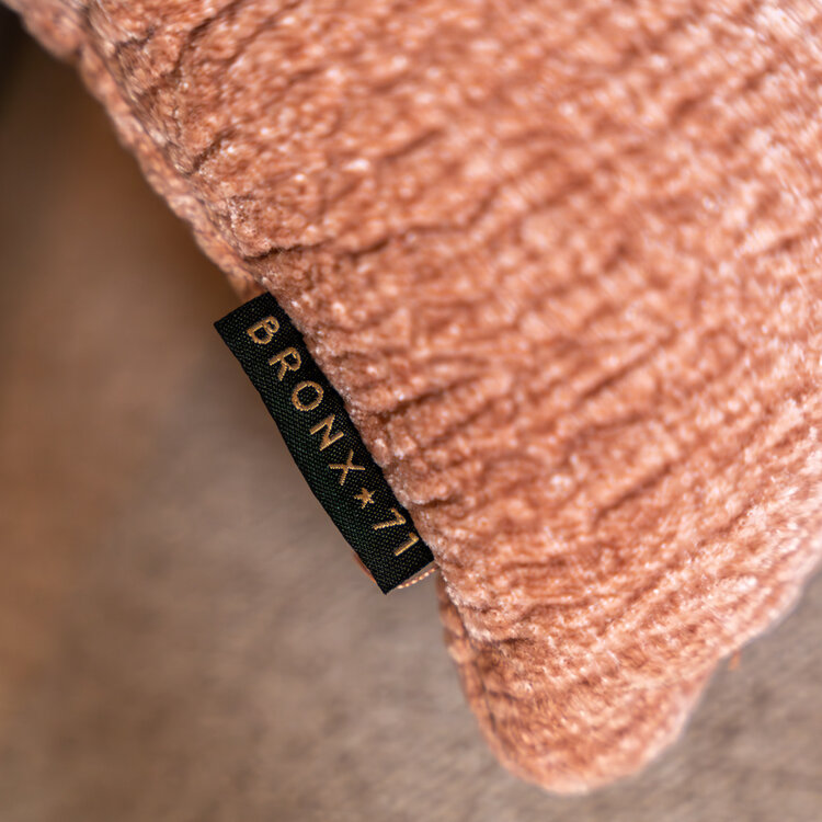 Sierkussen Day chenille stof roze 45 x 45