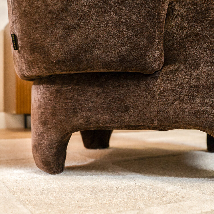 Fauteuil met hocker Emma velvet bruin