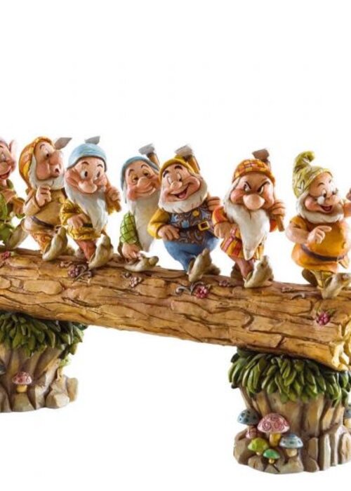Disney Traditions Homeward Bound (Seven Dwarfs) - Disney Traditions