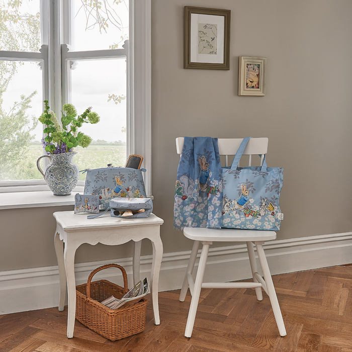 Beatrix Potter - Peter Rabbit Scarf