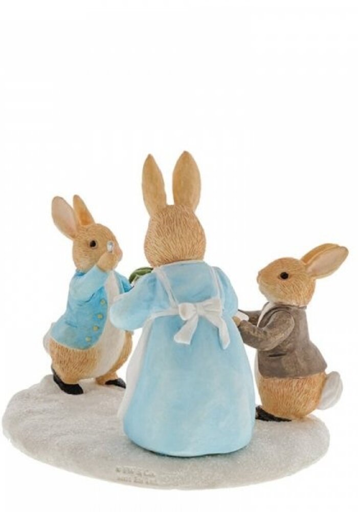 Beatrix Potter - Mrs. Rabbit with a Christmas Pudding