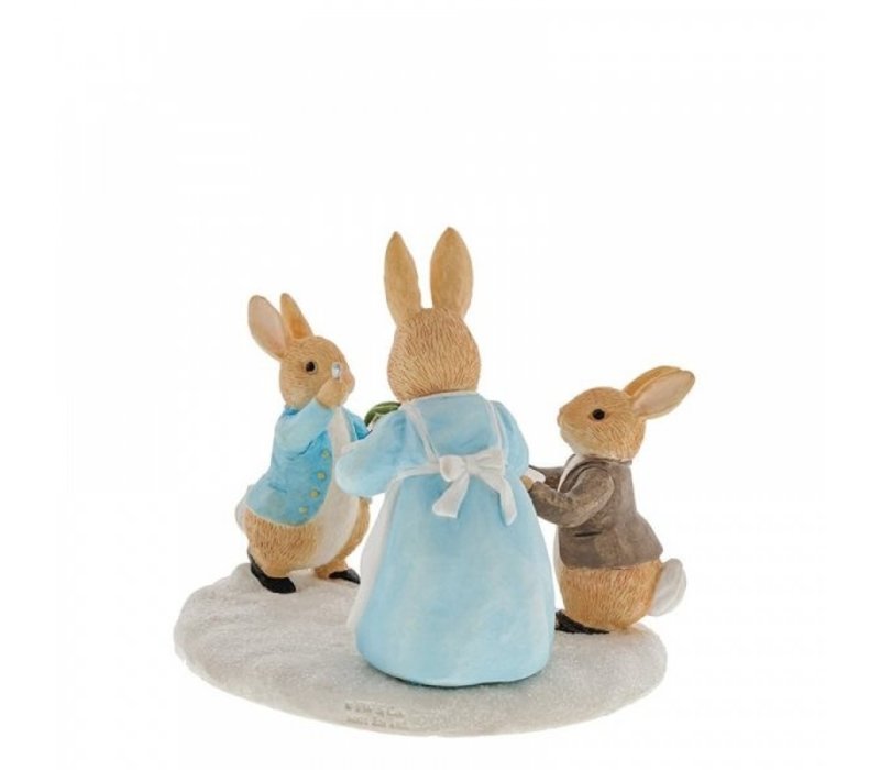 Beatrix Potter - Mrs. Rabbit with a Christmas Pudding