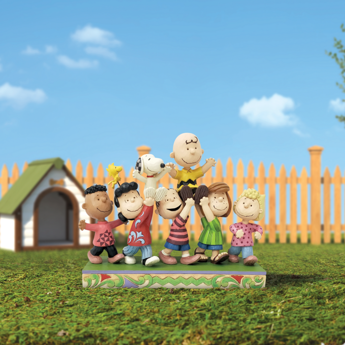 Peanuts by Jim Shore - A Grand Celebration (Peanuts Gang Celebration)