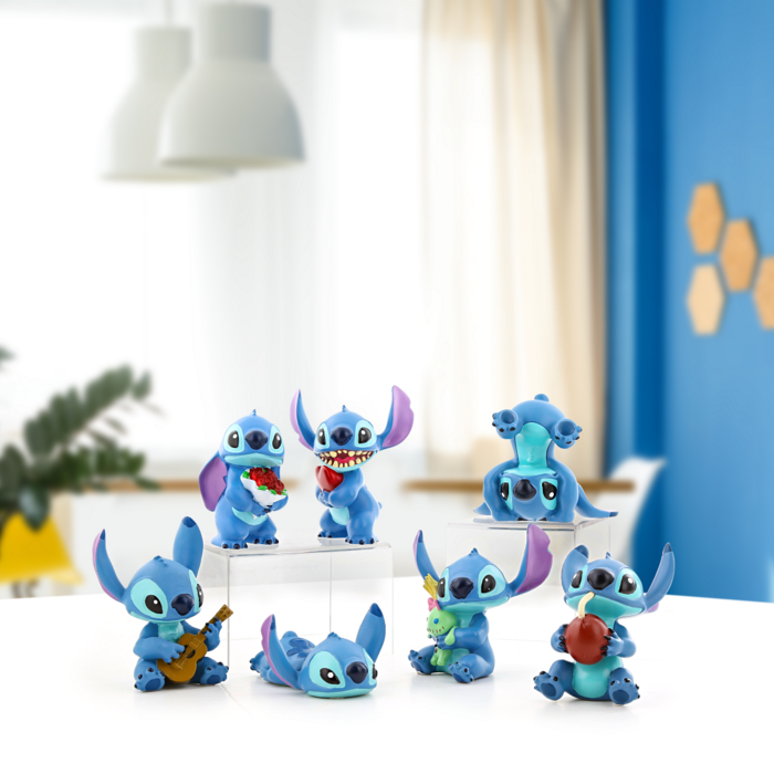 Disney Showcase Collection - Stitch Book