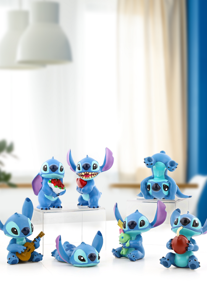 Disney Showcase Collection - Stitch Flowers