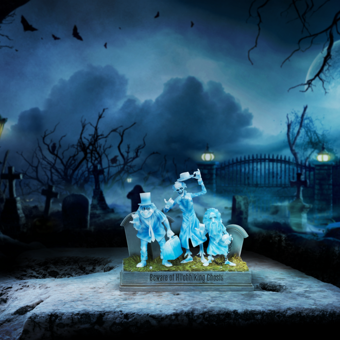 Disney Showcase Collection - Beware of Hitchhiking Ghosts