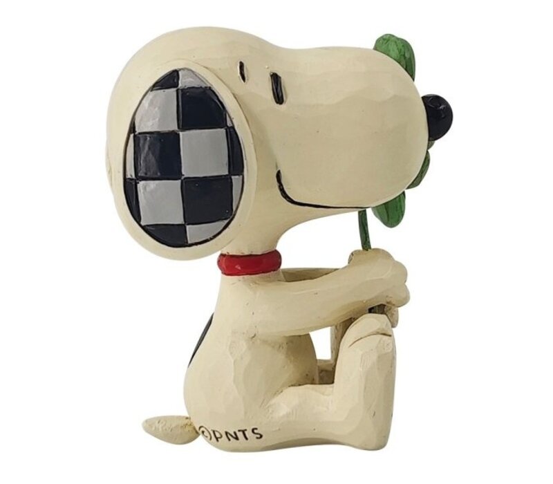 Peanuts by Jim Shore - Snoopy with Clover Mini