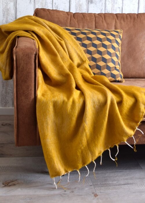 Sjaal met Verhaal Plaid Okergeel - Sjaal met een Verhaal