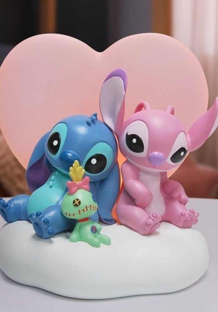 Disney Showcase Collection - Light up Stitch and Angel Scene