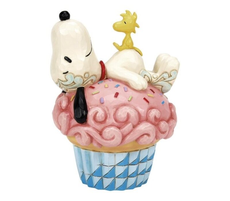 Peanuts by Jim Shore - Sprinkle Snooze (Snoopy Laying on Cupcake)
