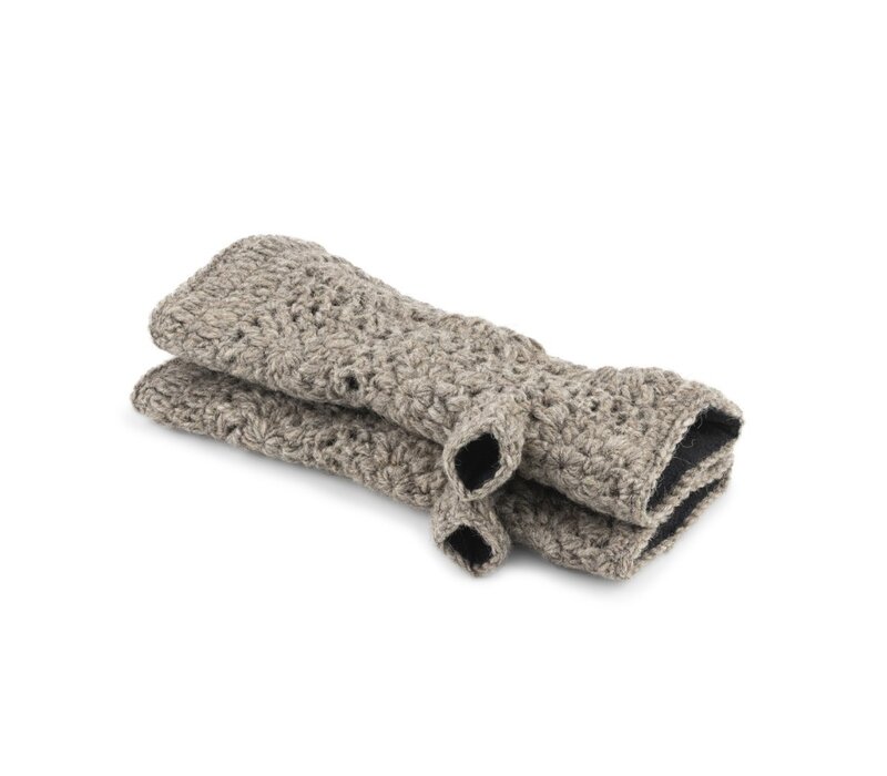 Sjaal met een Verhaal - Handwarmers Granny Square Taupe