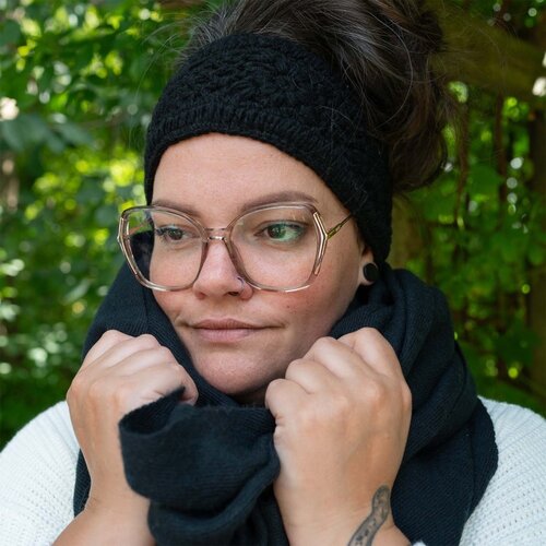 Haarband Granny Square Zwart - Sjaal met een Verhaal 