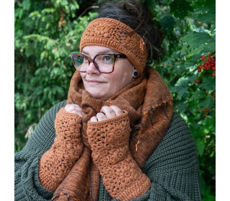 Sjaal met een Verhaal - Haarband Granny Square Cognac
