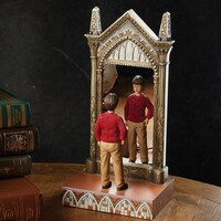 Harry Potter by Jim Shore - Harry's Reflection (Harry Potter & the Mirror of Erised PRE-ORDER)