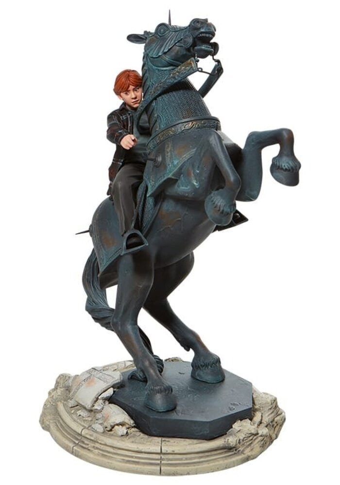 Wizarding World of Harry Potter - Ron on a Chess Horse (Masterpiece)