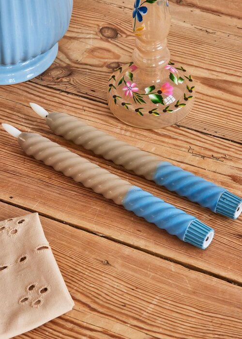 RICE Gedraaide LED-kaarsen - Zand en blauw (set van 2) - rice