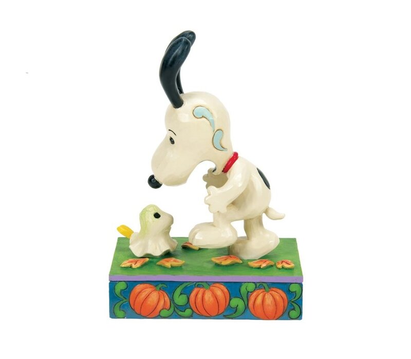 Peanuts by Jim Shore - A Spooky Encounter (Woodstock Scaring Snoopy)