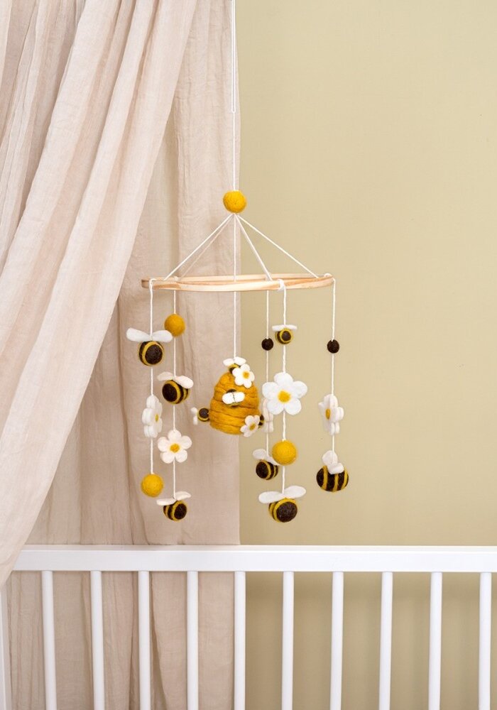 Sjaal met een Verhaal - Mobiel Bij met Margrietjes