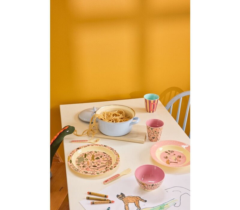 RICE -  Kinderbord Coral with All Over Jungle Animals Print