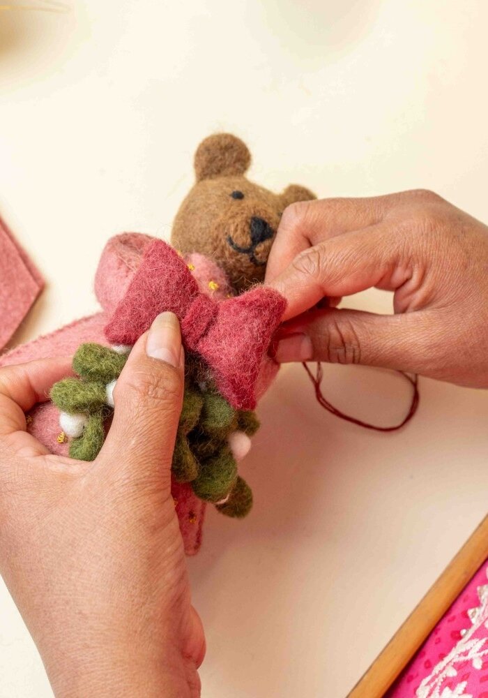 Sjaal met een Verhaal - Decoratie Beer Mistletoe Dreams